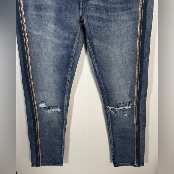 Pilcro and the Letterpress ANTHROPOLOGIE Slim Boyfriend Jeans Embroidered Sz 25 - Picture 6 of 8
